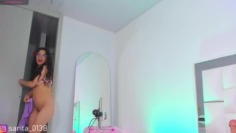 Snapshot of sara_goddess01 chatting on 02.15.25 Sara online show from 02.15.25