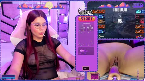 Snapshot of sara_hil chatting on 12.09.24 Sara online show from 12.09.24