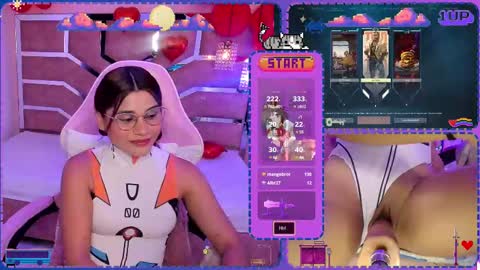 Snapshot of sara_hil chatting on 03.03.25 Sara online show from 03.03.25