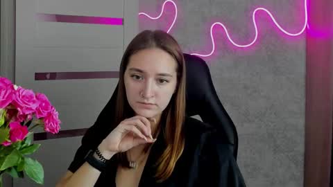 Snapshot of sara_rossse chatting on 10.08.25 Sara online show from 10.08.25