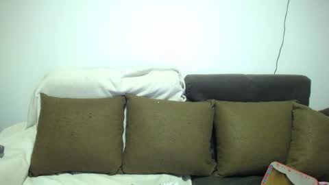 Snapshot of sara_winehouse1 chatting on 02.14.25 1 online show from 02.14.25