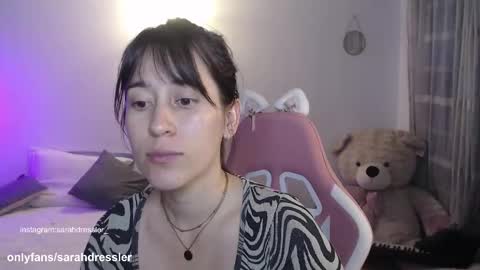 Snapshot of sarahdressler chatting on 09.21.25 sarahdressler online show from 09.21.25