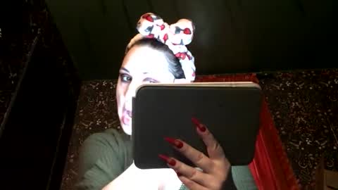 sarahsweetie17 online show from 10.21.25