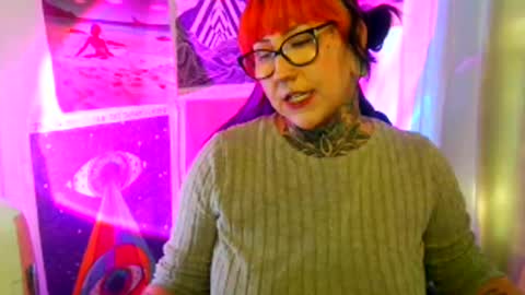 Snapshot of saraht666 chatting on 10.09.25 Sarah T online show from 10.09.25