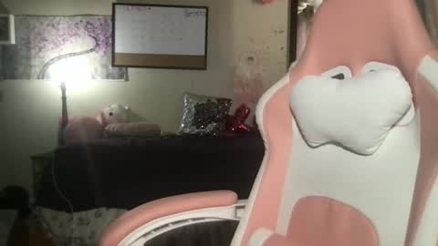Snapshot of saraxcxo chatting on 10.15.25 saraxcxo online show from 10.15.25