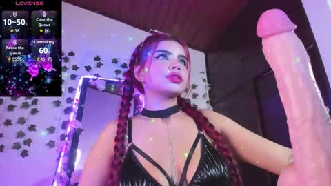 saray__jones online show from 09.26.25