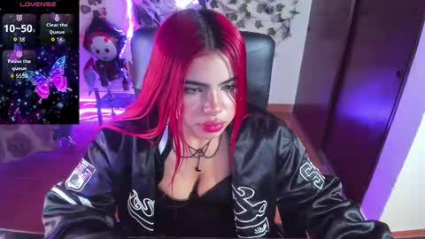saray__jones online show from 10.07.25