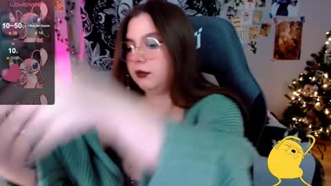 Snapshot of sashasoyyyy chatting on 02.04.25 Sashasoy online show from 02.04.25