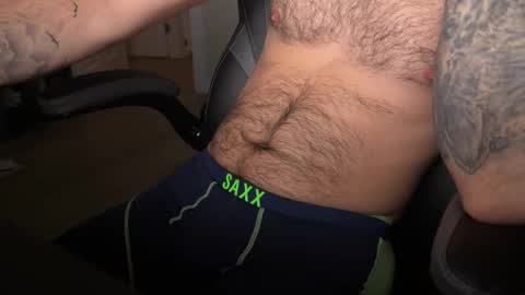 Snapshot of saskyman69 chatting on 11.17.25 saskyman69 online show from 11.17.25