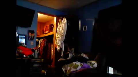 Snapshot of savage352ratchet chatting on 12.13.24 Bugglove online show from 12.13.24