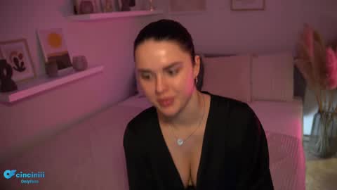 Snapshot of savvage_play chatting on 03.05.25 Naomi online show from 03.05.25