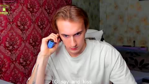 Snapshot of say_and_kiss chatting on 02.14.25 Say and kiss online show from 02.14.25