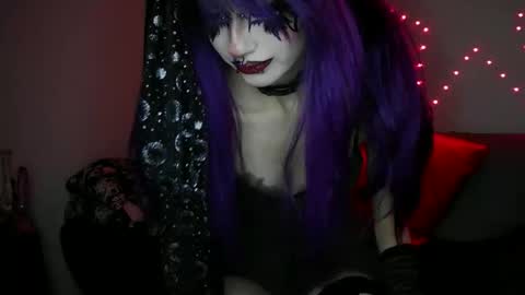 Snapshot of sc4r3d_v4mp chatting on 11.11.25 Scary online show from 11.11.25