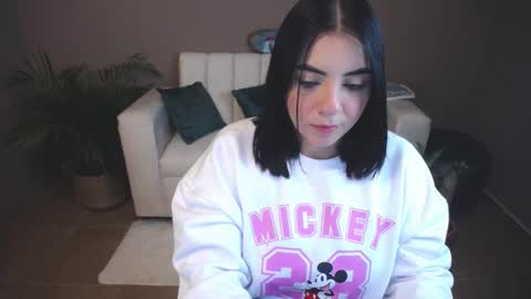 Luna. online show from 01.15.25