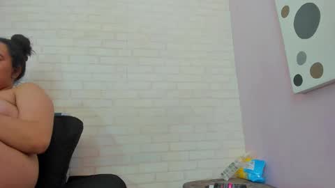 Snapshot of scarlett646 chatting on 09.17.25 Scarlett 3 online show from 09.17.25