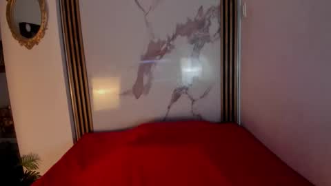 SCARLETT FOX  online show from 10.15.25
