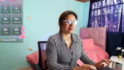Snapshot of scarlett_mystic chatting on 10.07.25 Scarlett online show from 10.07.25