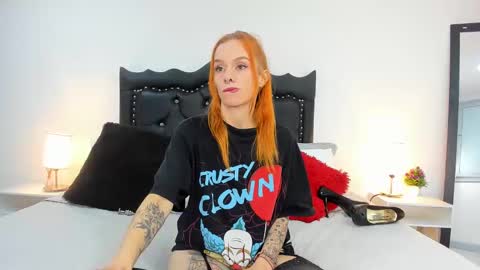 Snapshot of scarlettmilf_cg chatting on 02.11.25 Scarlett online show from 02.11.25