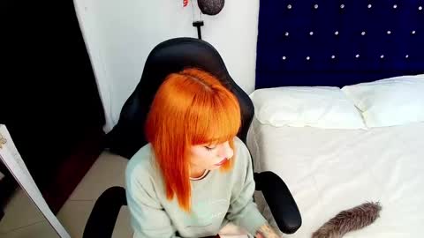 Snapshot of scarlettmilf_cg chatting on 09.19.25 Scarlett online show from 09.19.25