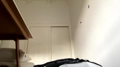 Snapshot of schwanzundbooty chatting on 10.22.25 Hans Hammer online show from 10.22.25