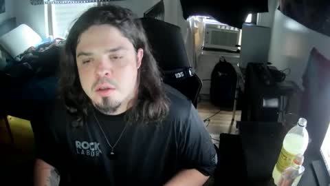 Snapshot of scoobysnaxxxxx chatting on 10.17.25 scoobysnaxxxxx online show from 10.17.25