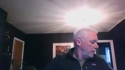 Snapshot of scoti55 chatting on 11.19.25 scoti55 online show from 11.19.25