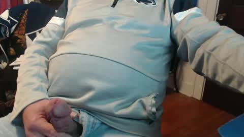 Snapshot of scottbearfun chatting on 02.06.25 scottbearfun online show from 02.06.25