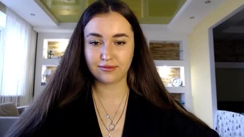 Snapshot of sea_cocktail chatting on 01.08.25 Elizabeth  online show from 01.08.25