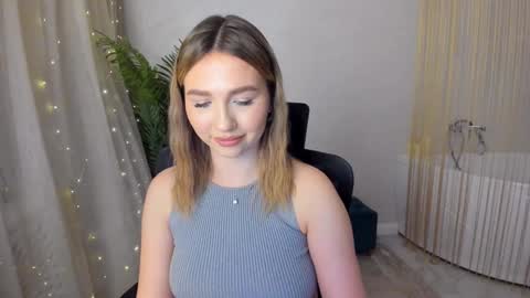 Snapshot of seaebreeze chatting on 01.21.25 Kate online show from 01.21.25