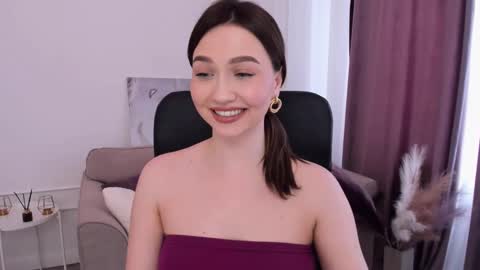 Snapshot of seaebreeze chatting on 03.05.25 Kate online show from 03.05.25