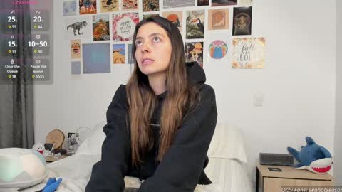 Snapshot of seahotseason chatting on 01.24.25 Aria Independent model online show from 01.24.25