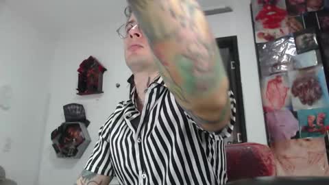 Snapshot of sebasbigdick_ chatting on 02.23.25 spityio instagram online show from 02.23.25