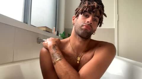 Snapshot of sebastianalll chatting on 01.02.25 sebastianalll online show from 01.02.25