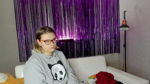 Snapshot of seductive_she_wolf chatting on 02.21.25 seductive_she_wolf online show from 02.21.25