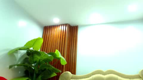 Snapshot of seductresskatarina chatting on 01.17.25 KATARINA LUST online show from 01.17.25