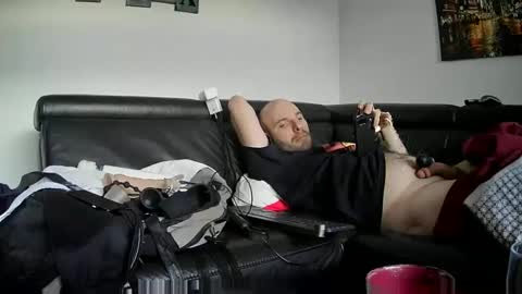 Snapshot of seeebi chatting on 01.01.25 Sebastian online show from 01.01.25