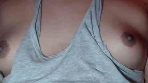 Snapshot of selda_ chatting on 12.27.24 Selda online show from 12.27.24