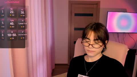 Snapshot of selectrra chatting on 01.24.25 selectrra online show from 01.24.25