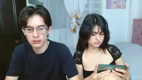 Snapshot of selena_and_andress chatting on 09.18.25 Selena Andress online show from 09.18.25