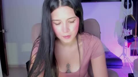 Snapshot of selene_king22 chatting on 10.06.25 Alejandra  online show from 10.06.25
