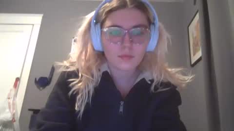 Snapshot of selenebaby chatting on 01.20.25 Selene online show from 01.20.25