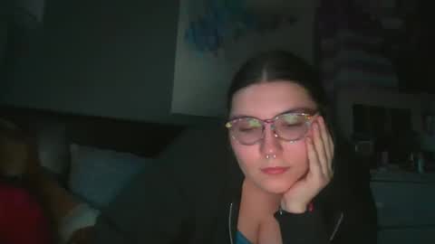 Snapshot of selenebaby chatting on 09.09.25 Selene online show from 09.09.25