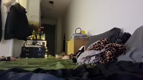 Snapshot of selfiepicdump chatting on 02.19.25 Julian Kinky Bi-guy online show from 02.19.25