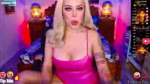 Snapshot of selina_diorxxx chatting on 09.22.25 Will You Be My CumDumpster in Real  Drink My Milk online show from 09.22.25