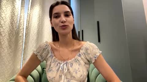 Sofia online show from 10.21.25