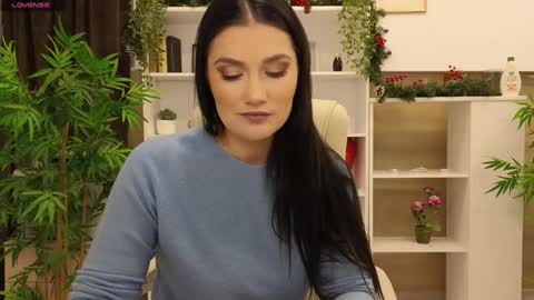 Snapshot of selinesole_ chatting on 12.18.24 Seline online show from 12.18.24