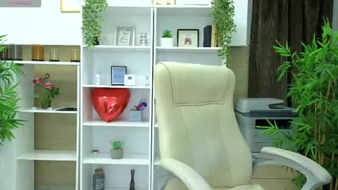Snapshot of selinesole_ chatting on 03.07.25 Seline online show from 03.07.25
