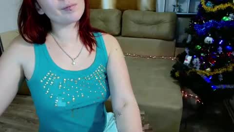 Snapshot of semisweetdream chatting on 12.31.24 Next stream 2912 GMT2 online show from 12.31.24