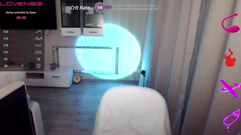 Snapshot of serenamilss chatting on 12.20.24 serenamilss online show from 12.20.24