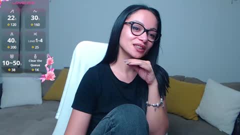 Snapshot of serenesophi chatting on 12.20.24 SereneSophi online show from 12.20.24